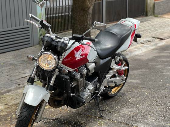 HONDA CB 1300 F SUPER FOUR 